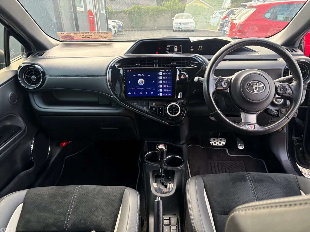 Toyota Aqua Hatchback, Petrol Hybrid, 2020, Black