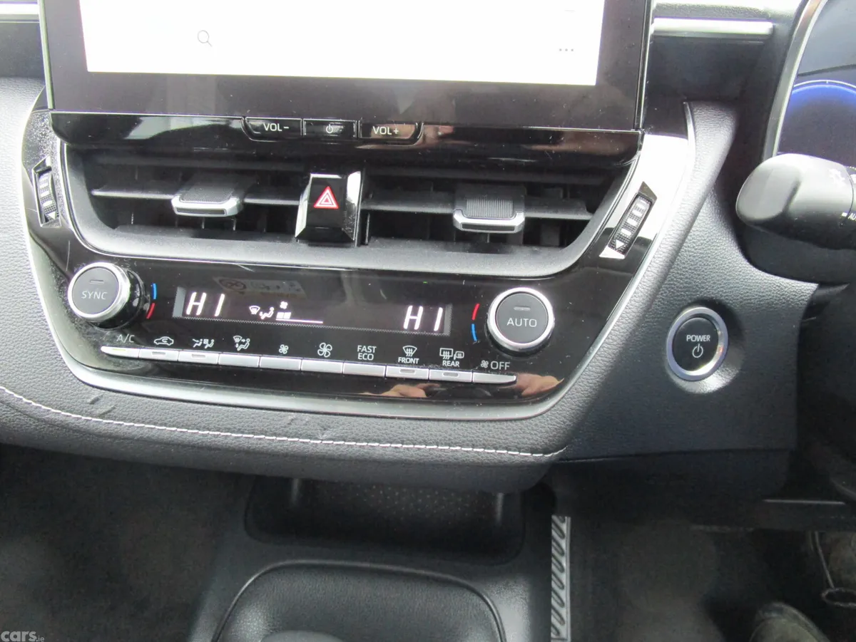 Toyota Corolla Saloon, Petrol Hybrid, 2023, Grey