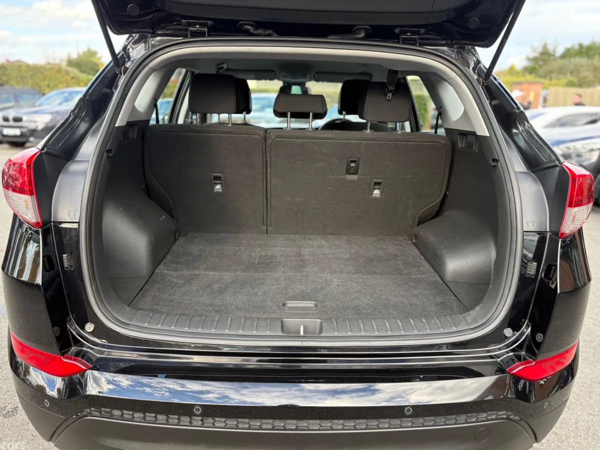 Hyundai Tucson SUV, Diesel, 2017, Black