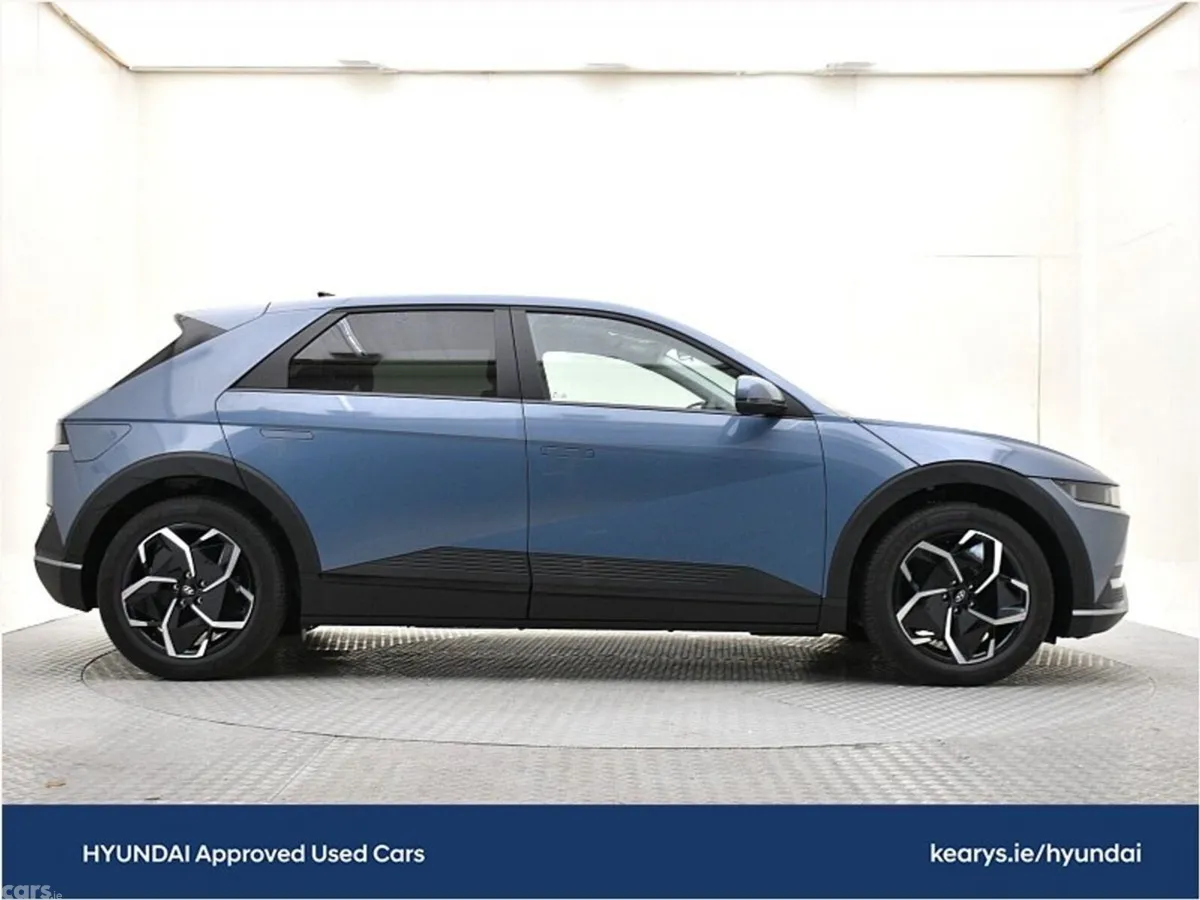 Hyundai IONIQ 5 Hatchback, Electric, 2023, Blue
