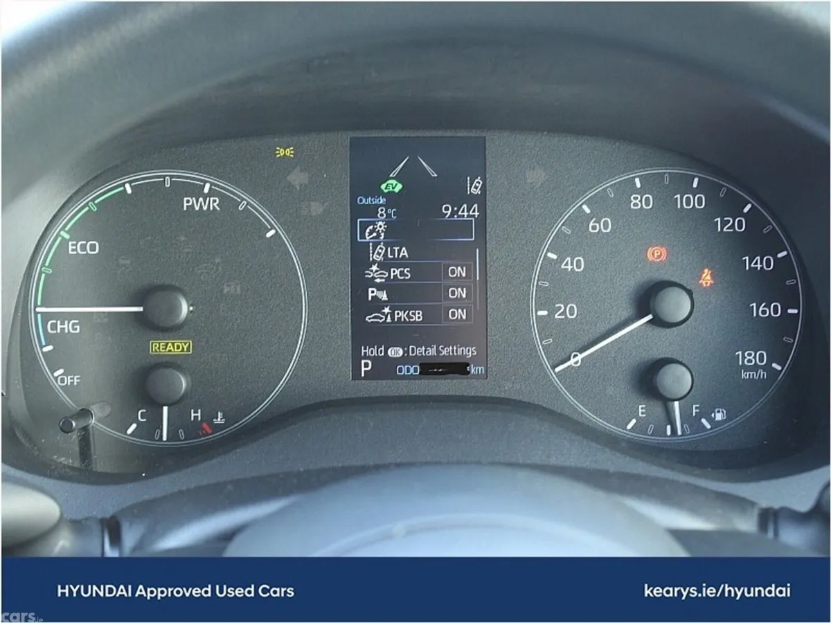 Toyota Yaris Hatchback, Petrol Hybrid, 2021, Silver