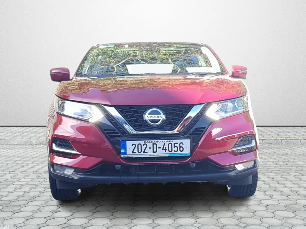 Nissan Qashqai SUV, Petrol, 2020, Red