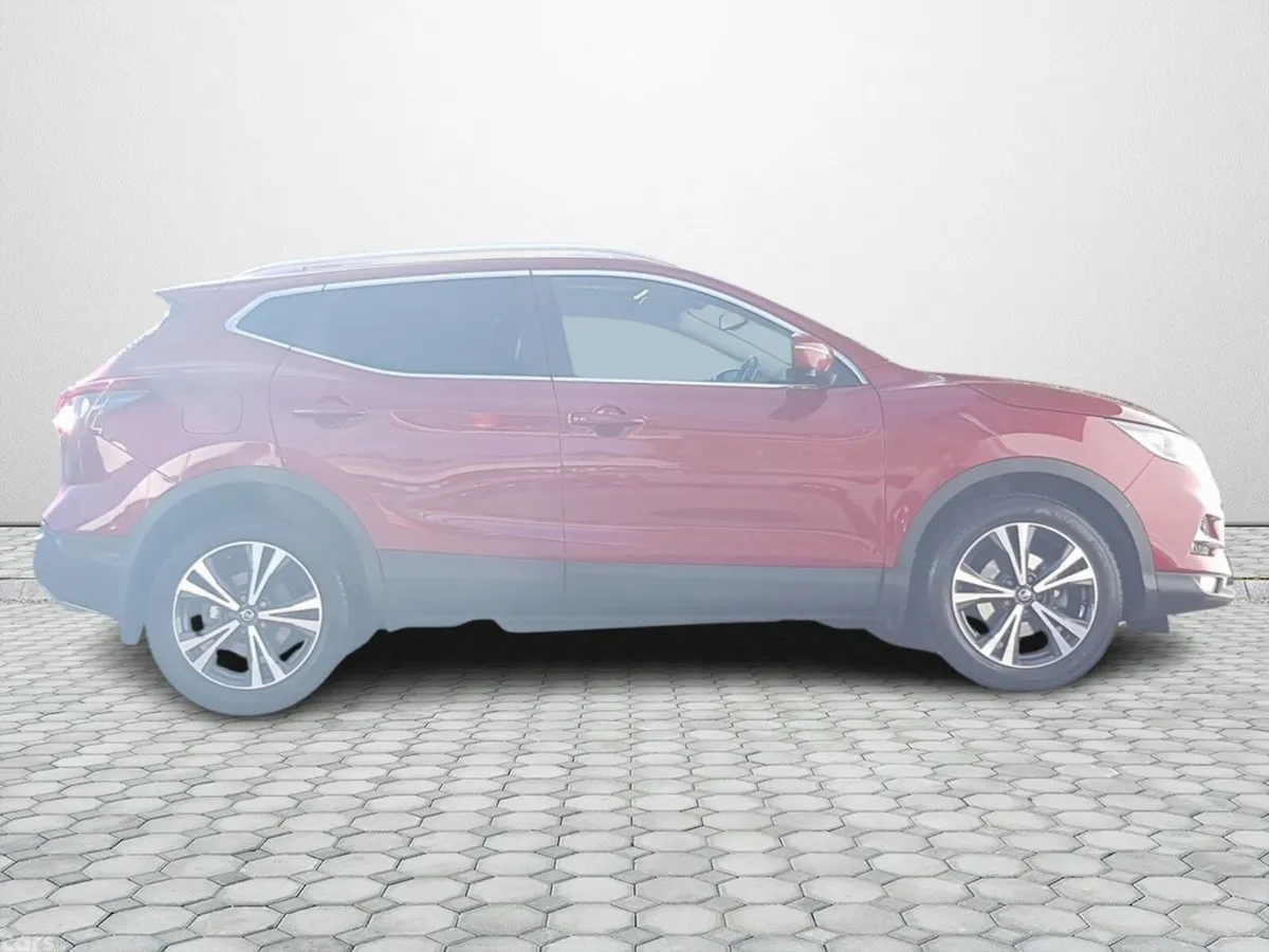 Nissan Qashqai SUV, Petrol, 2020, Red
