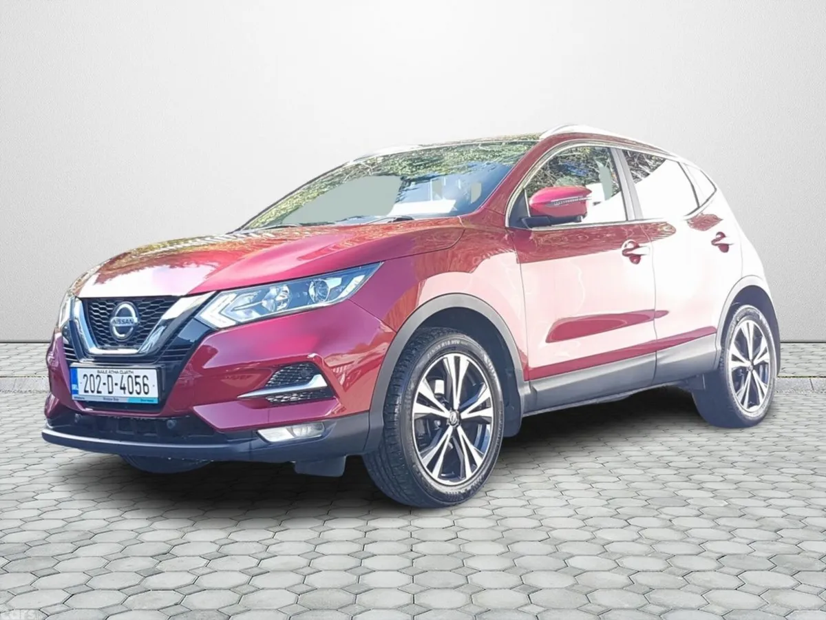 Nissan Qashqai SUV, Petrol, 2020, Red