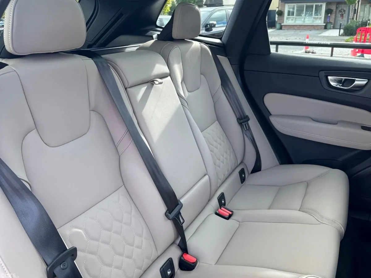 Volvo XC60 SUV, Petrol Plug-in Hybrid, 2026, Red