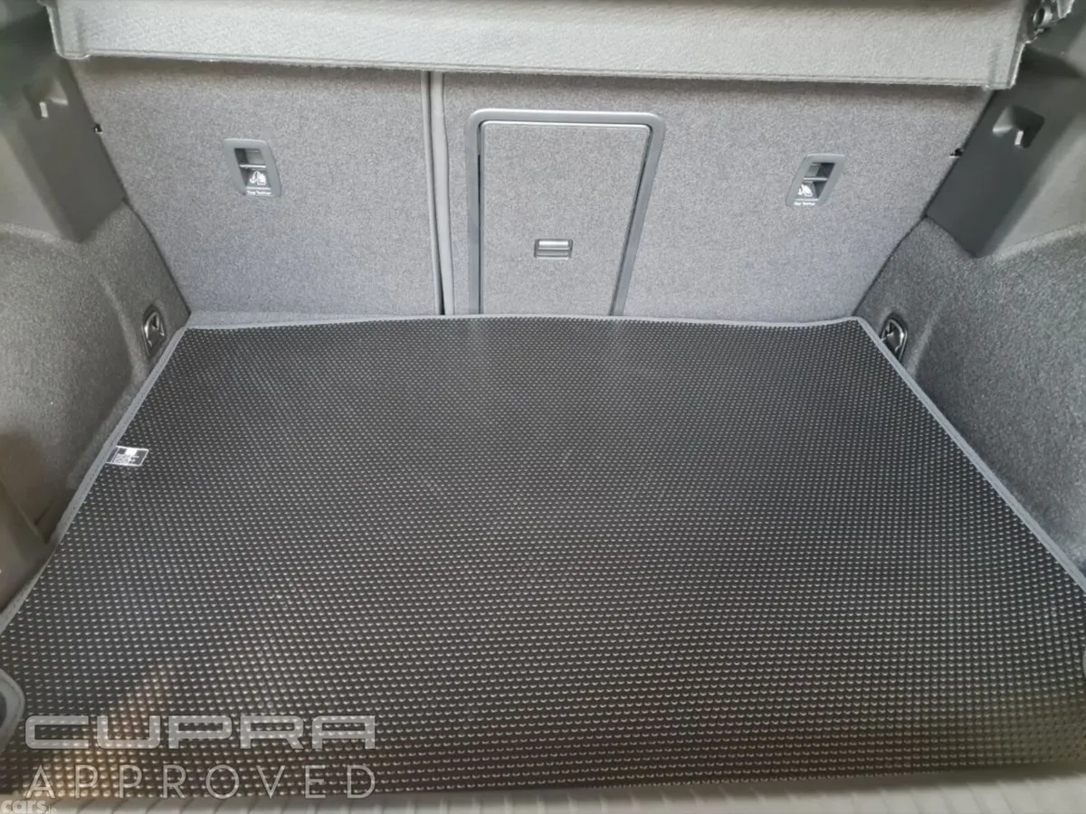 Cupra Formentor SUV, Petrol Plug-in Hybrid, 2026, Green