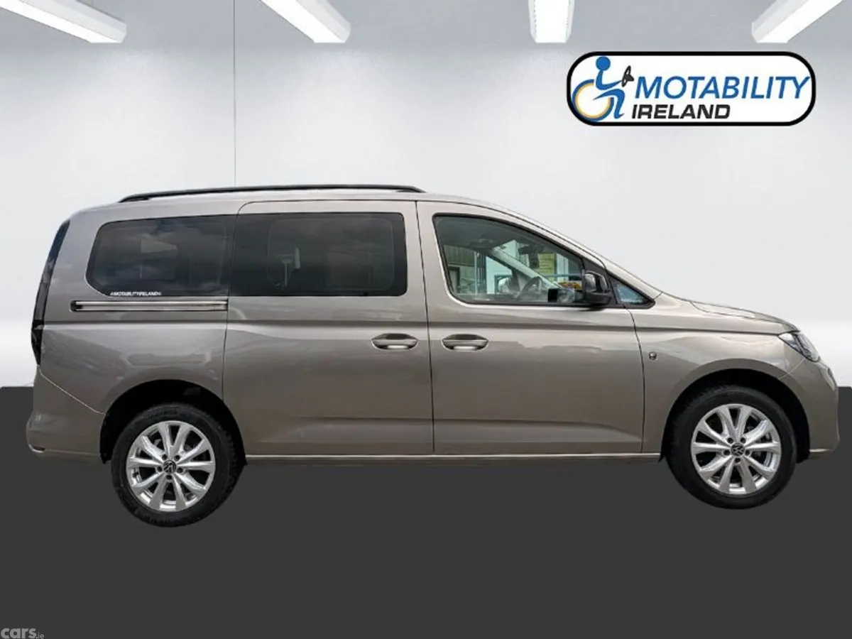 Volkswagen Caddy MPV, Diesel, 2023, Yellow