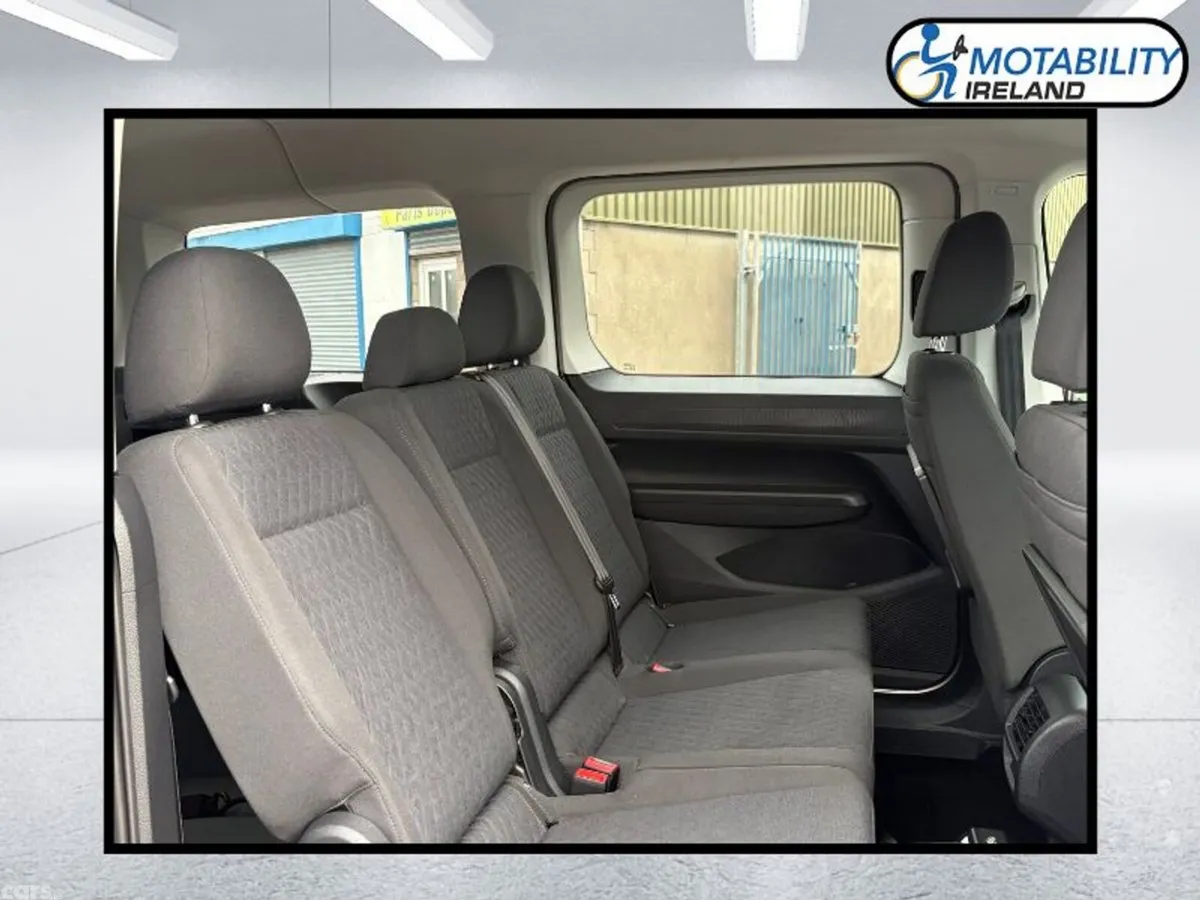 Volkswagen Caddy MPV, Diesel, 2023, Yellow