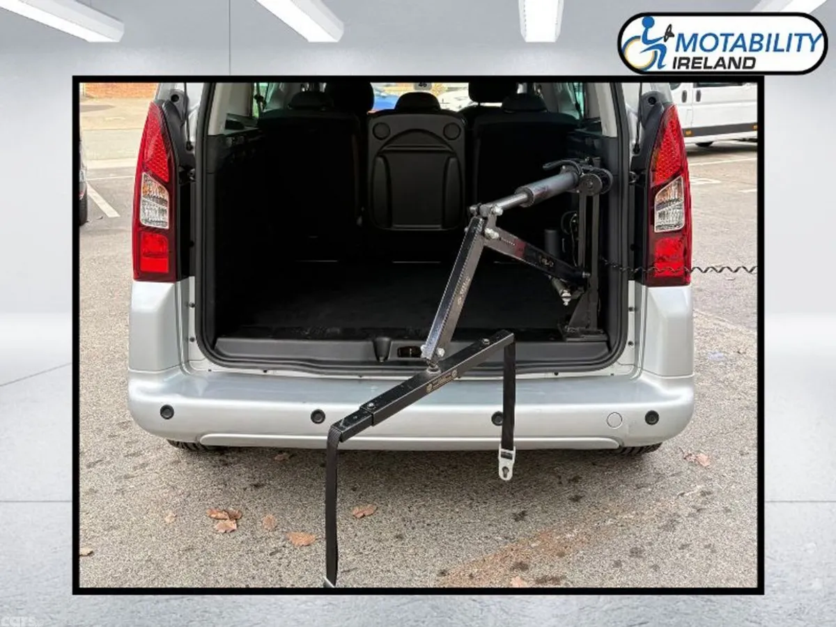 Peugeot Partner Tepee Estate, Diesel, 2018, Silver