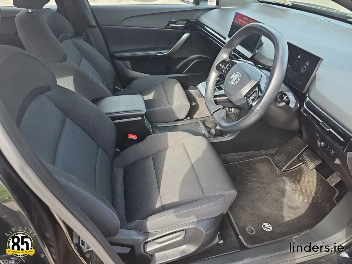 MG MG4 Hatchback, Electric, 2023, Black