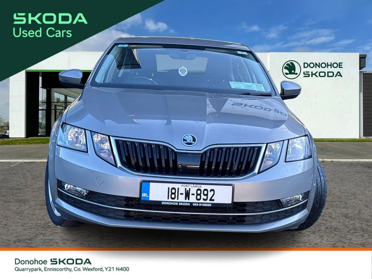 Skoda Octavia Saloon, Petrol, 2018, Grey