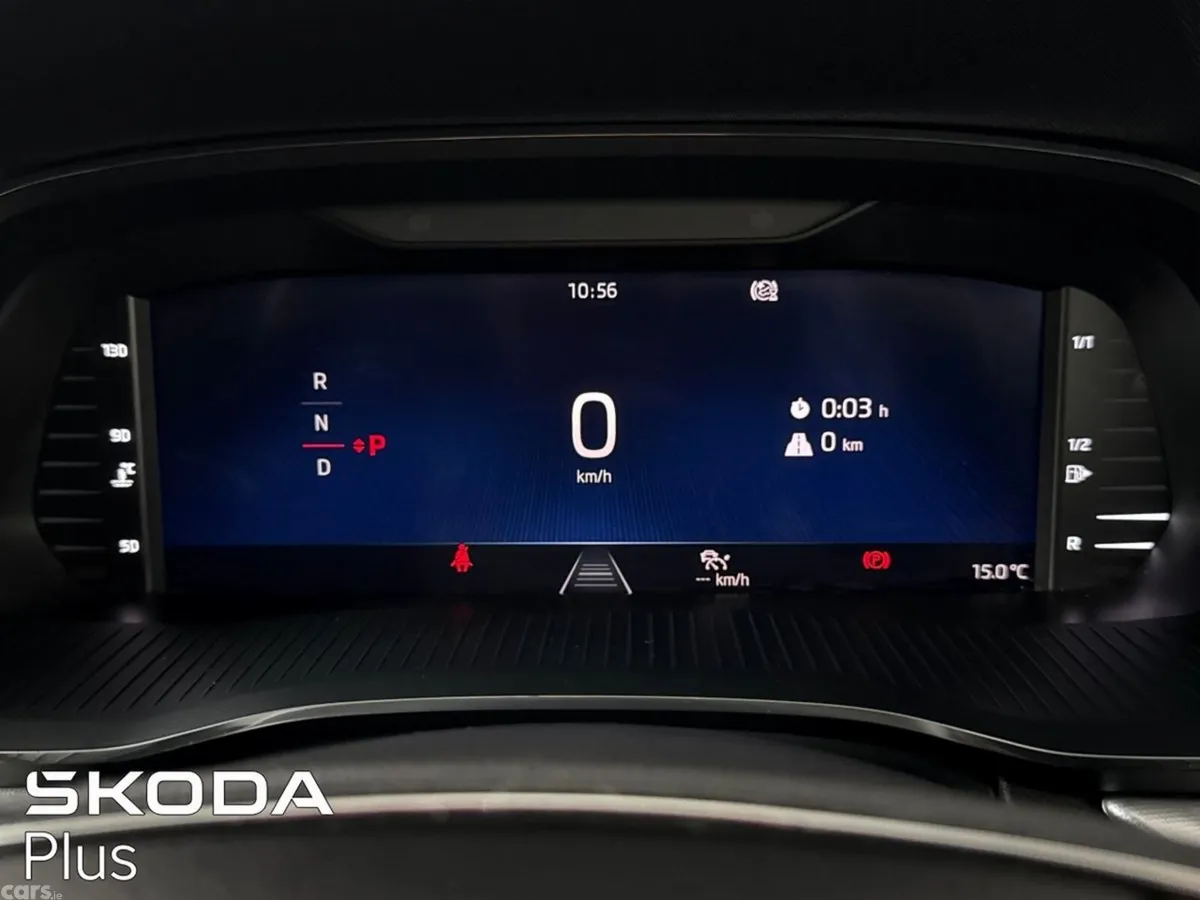 Skoda Octavia Saloon, Diesel, 2022, Blue