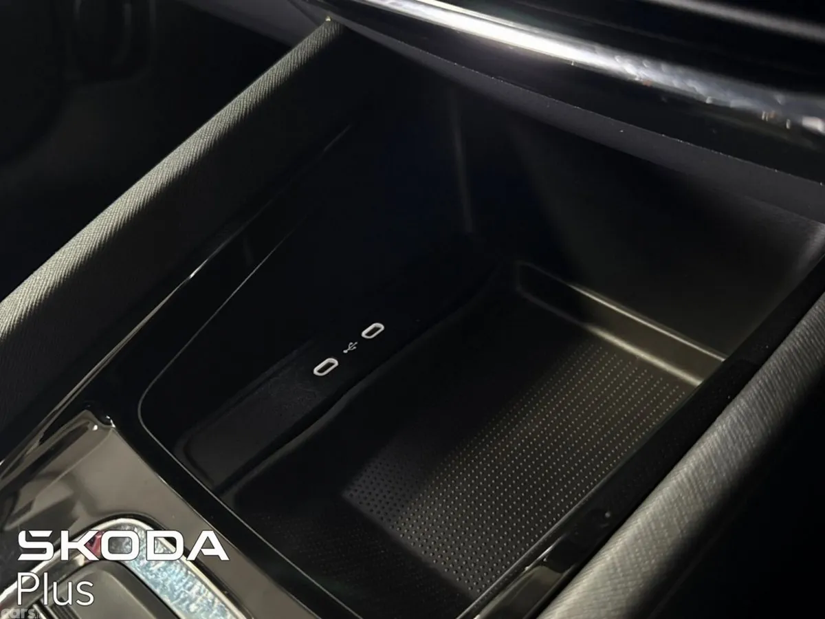 Skoda Octavia Saloon, Diesel, 2022, Blue