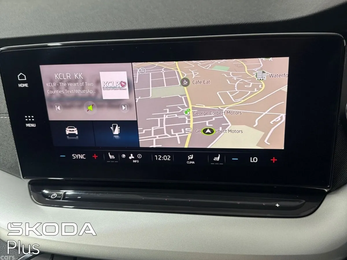 Skoda Octavia Estate, Petrol, 2023, Blue