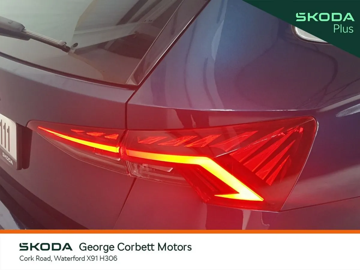 Skoda Octavia Estate, Petrol, 2023, Blue