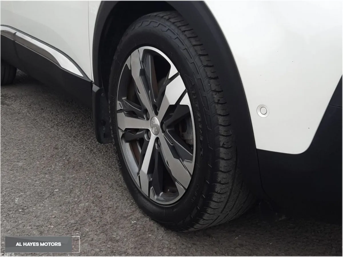 Peugeot 3008 SUV, Petrol, 2017, White