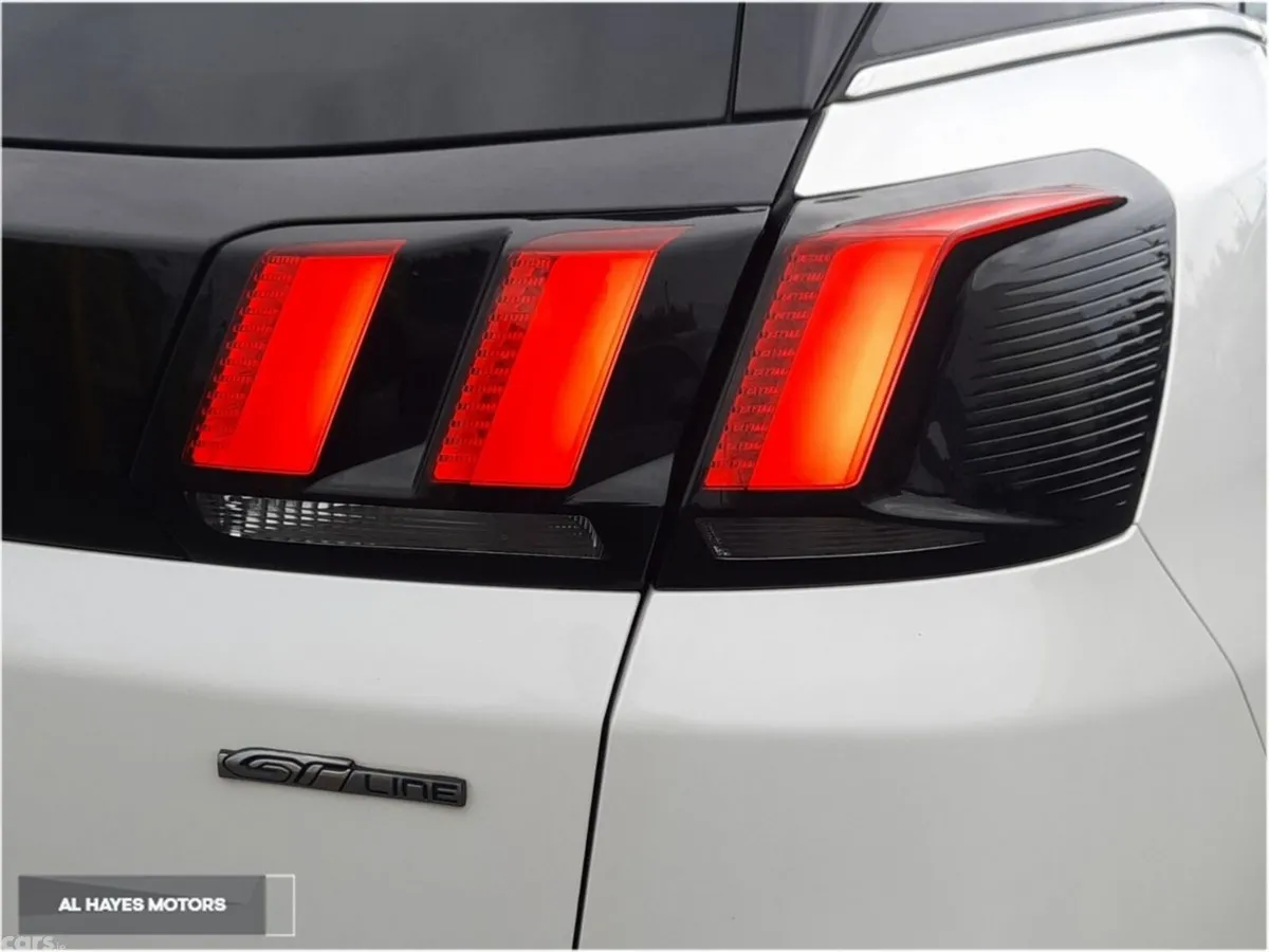 Peugeot 3008 SUV, Petrol, 2017, White