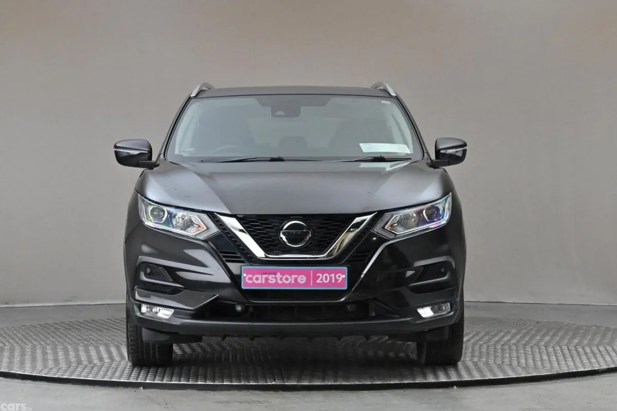 Nissan Qashqai SUV, Petrol, 2019, Black
