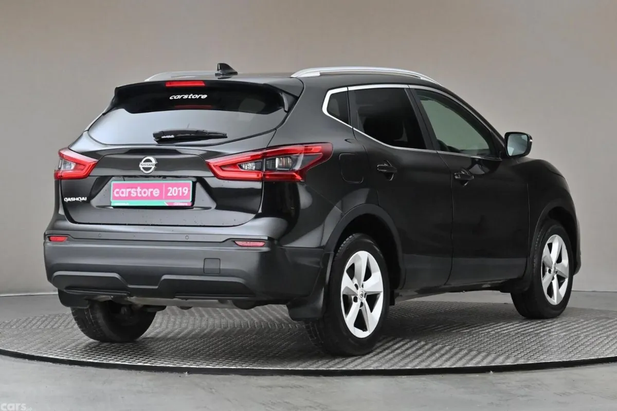 Nissan Qashqai SUV, Petrol, 2019, Black