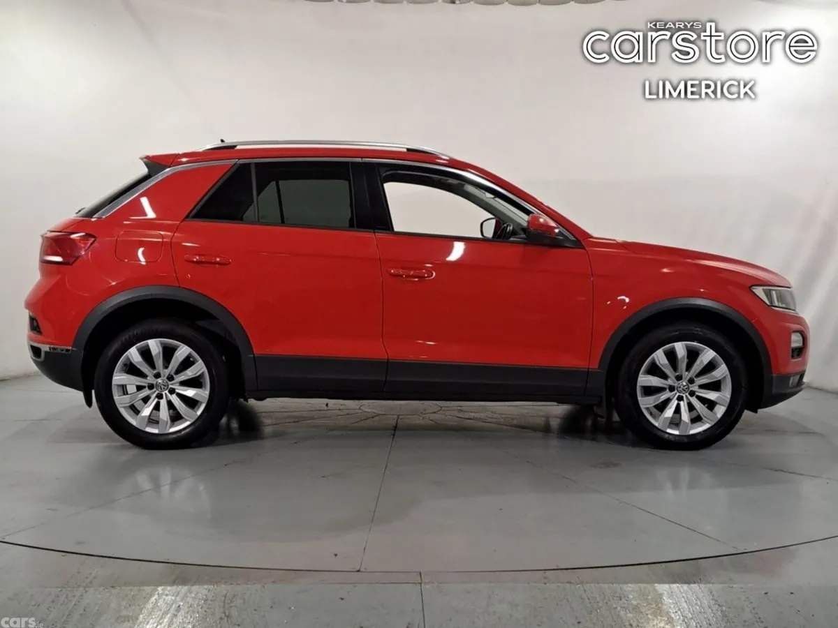 Volkswagen T-Roc SUV, Petrol, 2021, Red