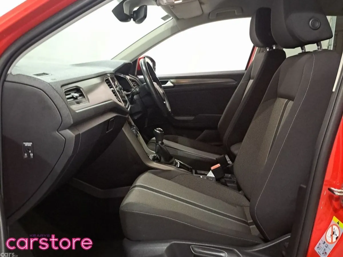 Volkswagen T-Roc SUV, Petrol, 2021, Red