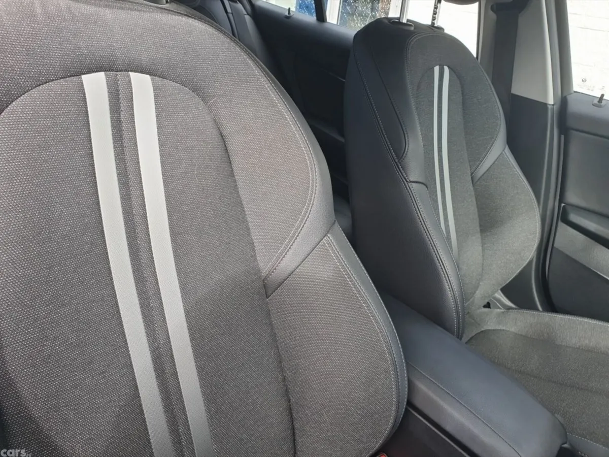 BMW 1-Series Hatchback, Petrol, 2022, White