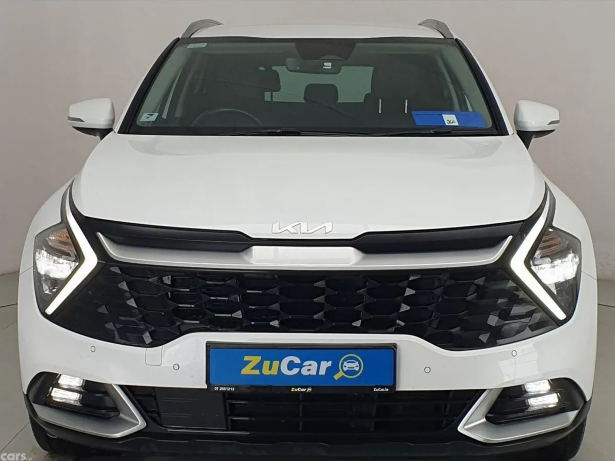 Kia Sportage SUV, Petrol Hybrid, 2023, White