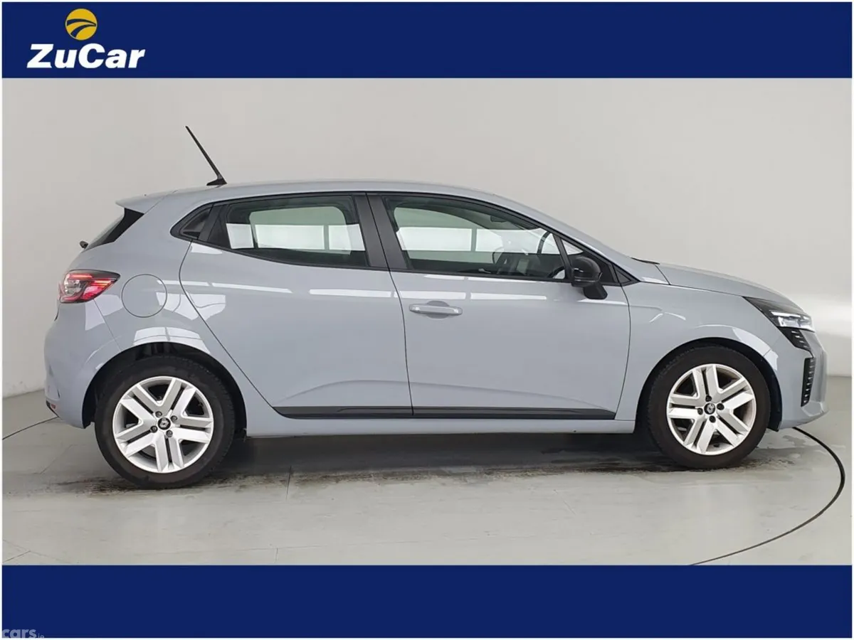 Renault Clio Hatchback, Petrol, 2025, Grey