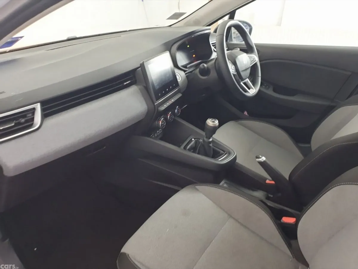 Renault Clio Hatchback, Petrol, 2025, Grey