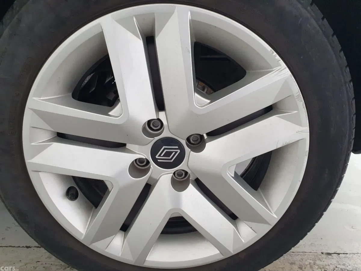 Renault Clio Hatchback, Petrol, 2025, Grey