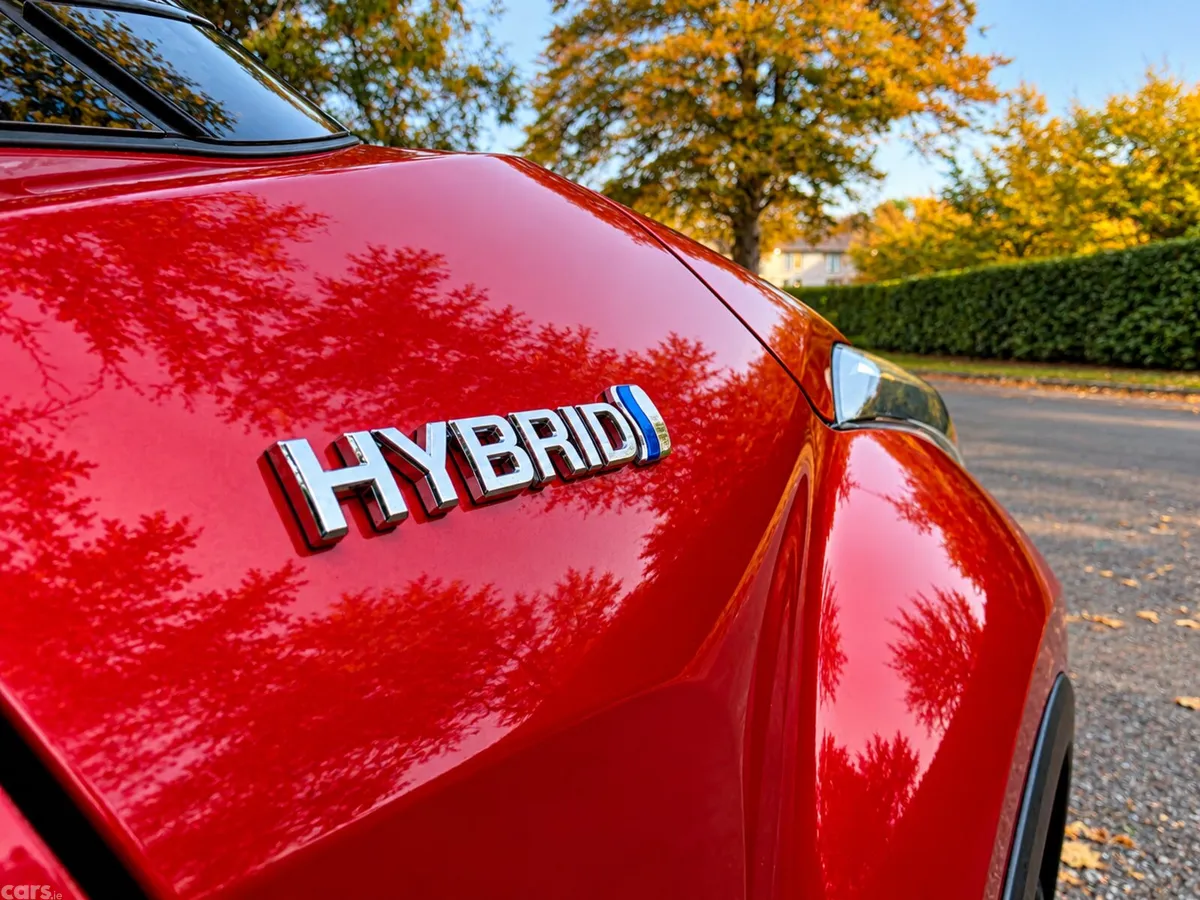 Toyota C-HR SUV, Petrol Hybrid, 2019, Red