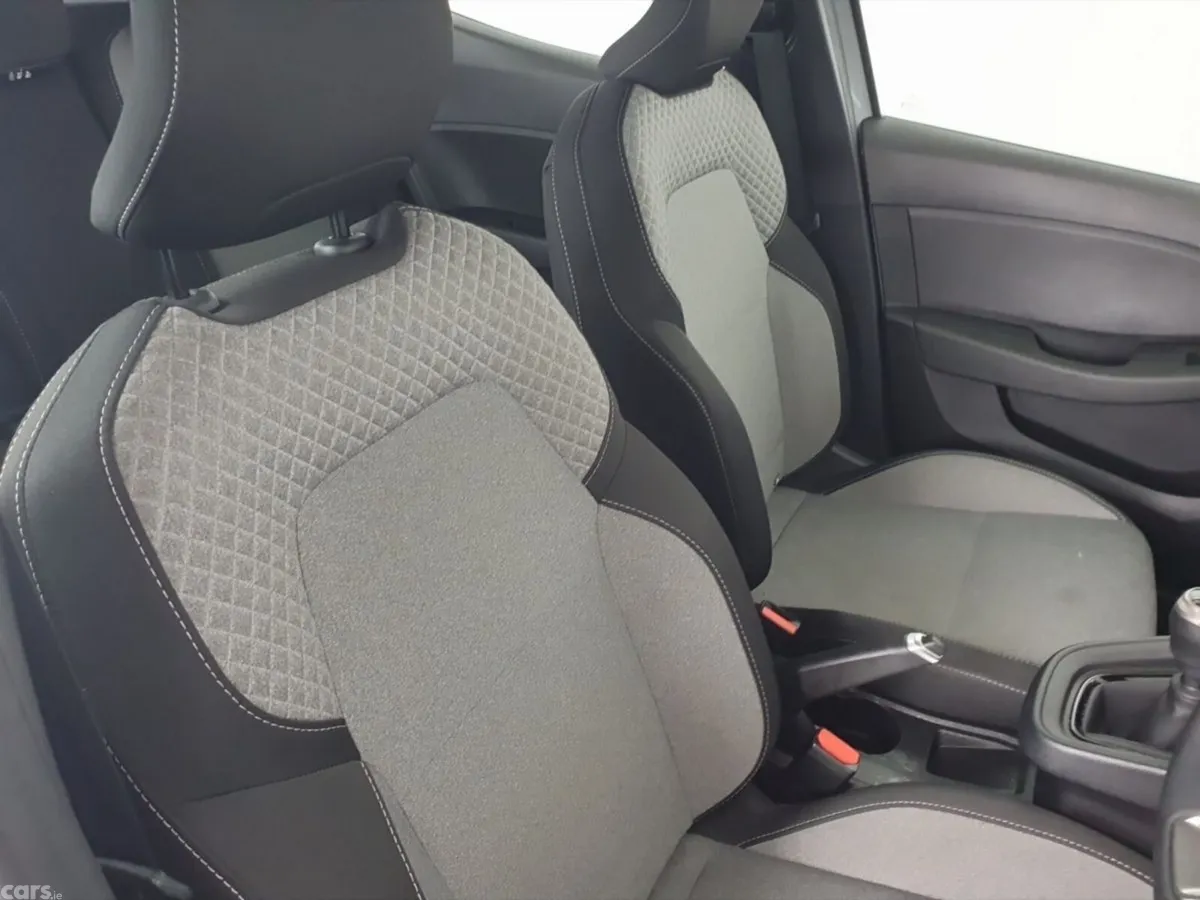 Renault Clio Hatchback, Petrol, 2025, Grey