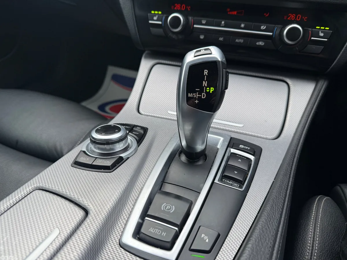 BMW 5-Series Saloon, Diesel, 2015, Blue
