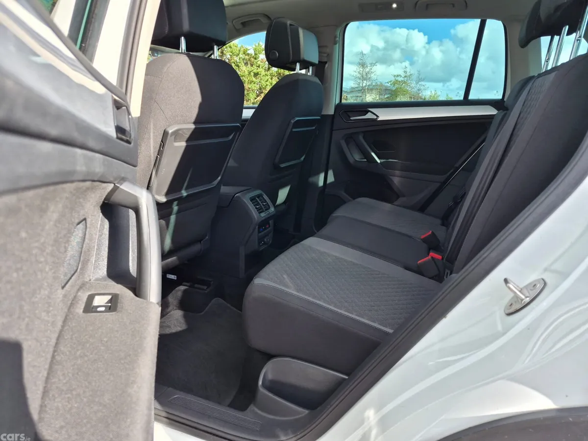 Volkswagen Tiguan SUV, Diesel, 2018, White