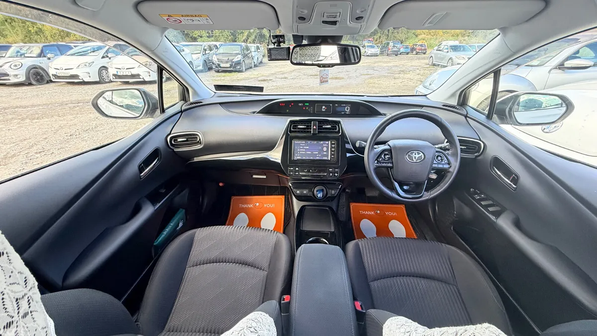 Toyota Prius Hatchback, Petrol Hybrid, 2021, White