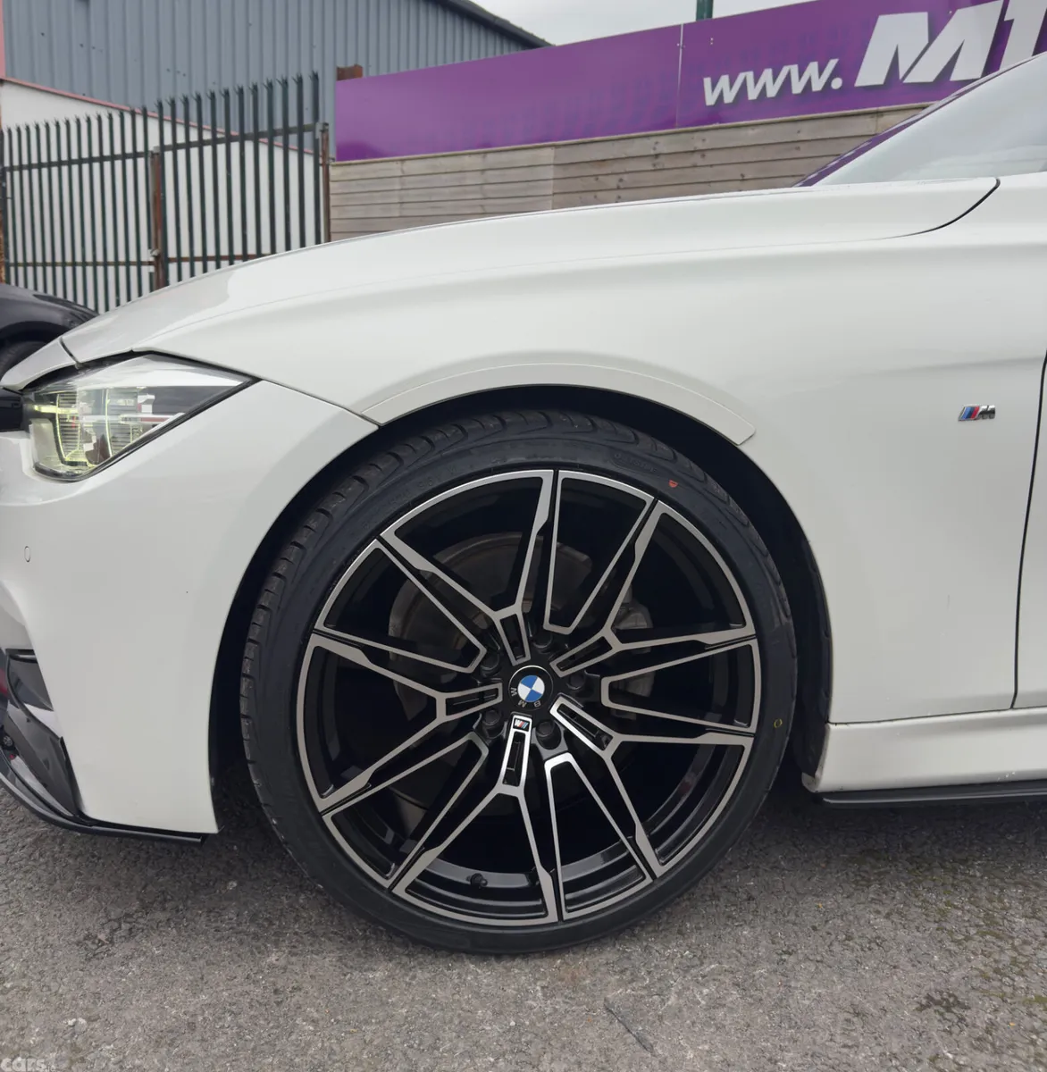 BMW 3-Series Estate, Diesel, 2019, White