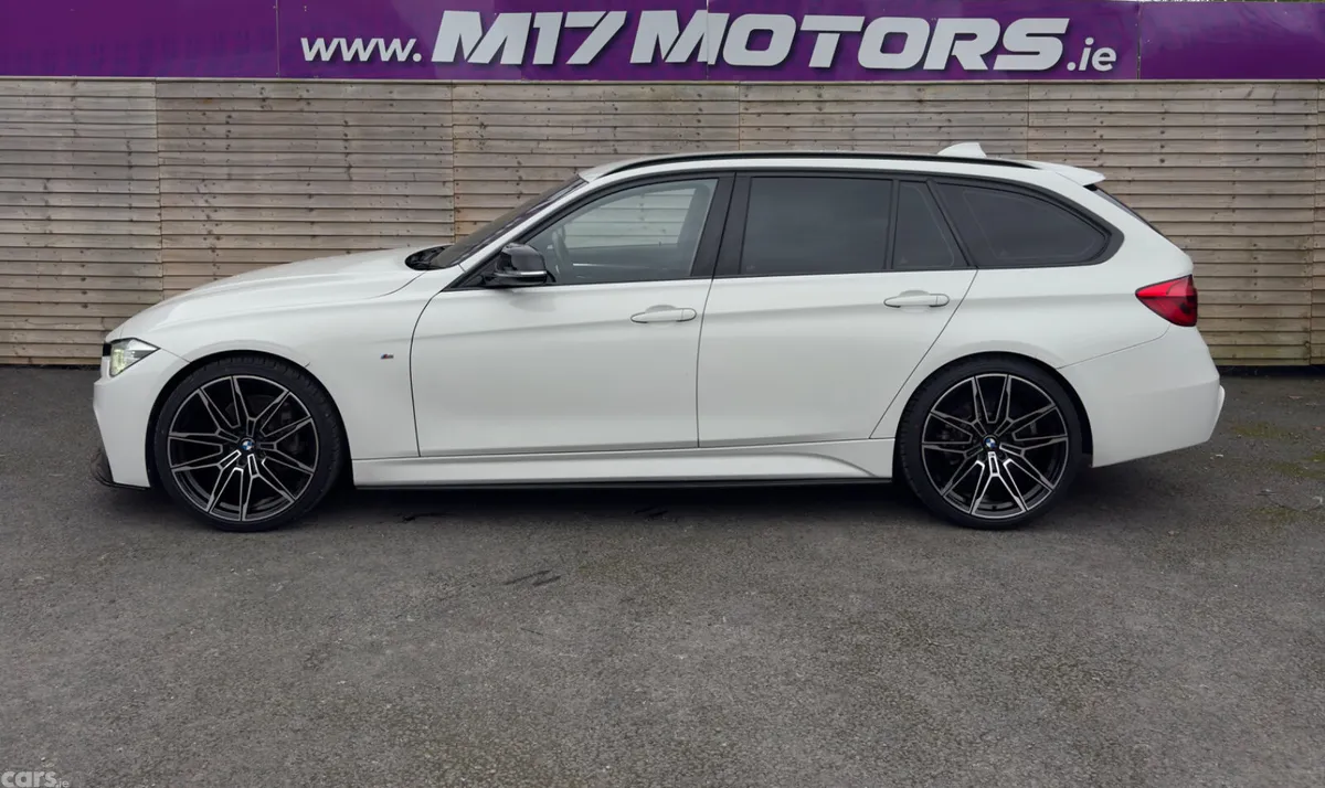 BMW 3-Series Estate, Diesel, 2019, White