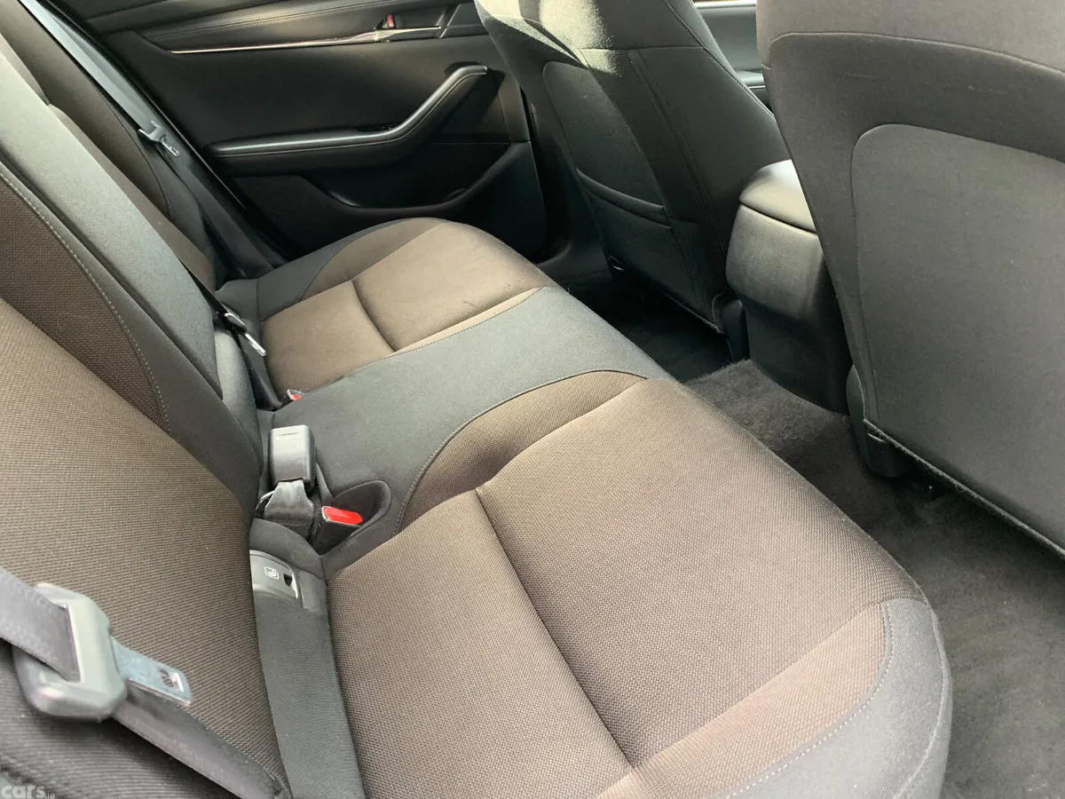 Mazda Mazda3 Hatchback, Petrol Hybrid, 2019, White