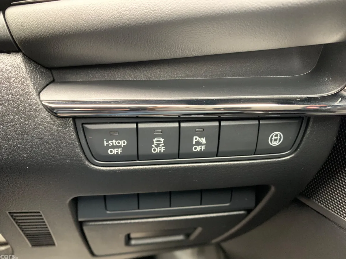 Mazda Mazda3 Hatchback, Petrol Hybrid, 2019, White