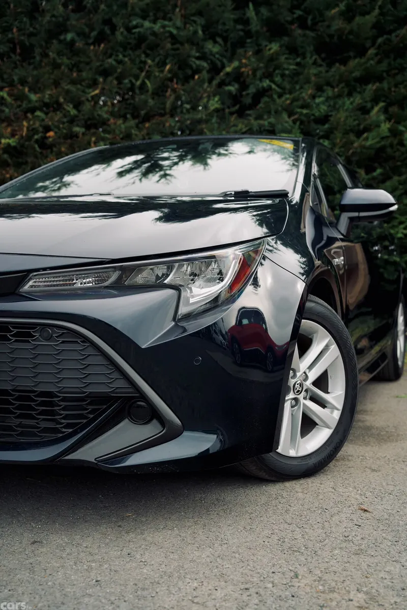 Toyota Corolla Hatchback, Petrol Hybrid, 2018, Blue