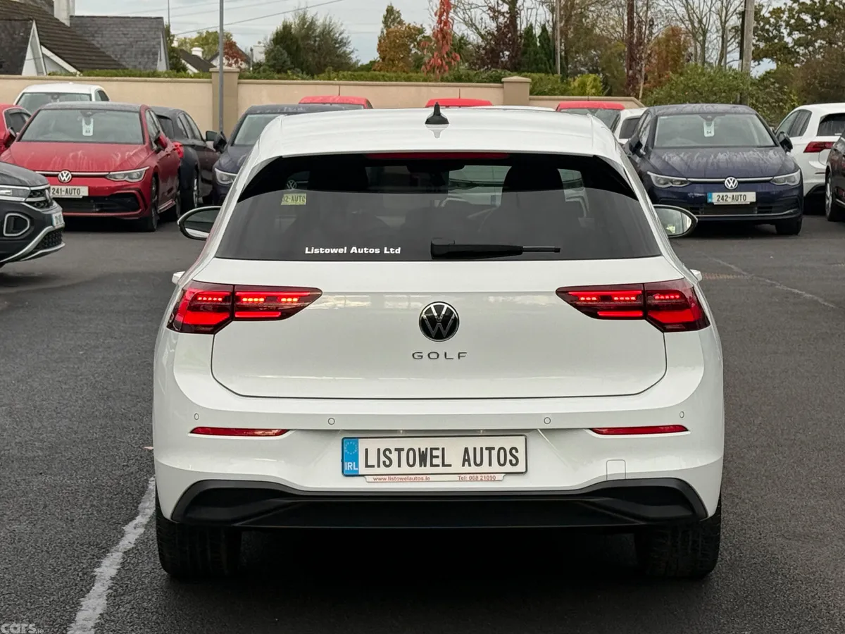 Volkswagen Golf Hatchback, Diesel, 2023, White