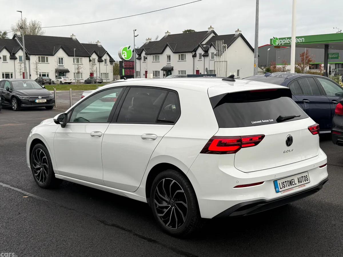 Volkswagen Golf Hatchback, Diesel, 2023, White