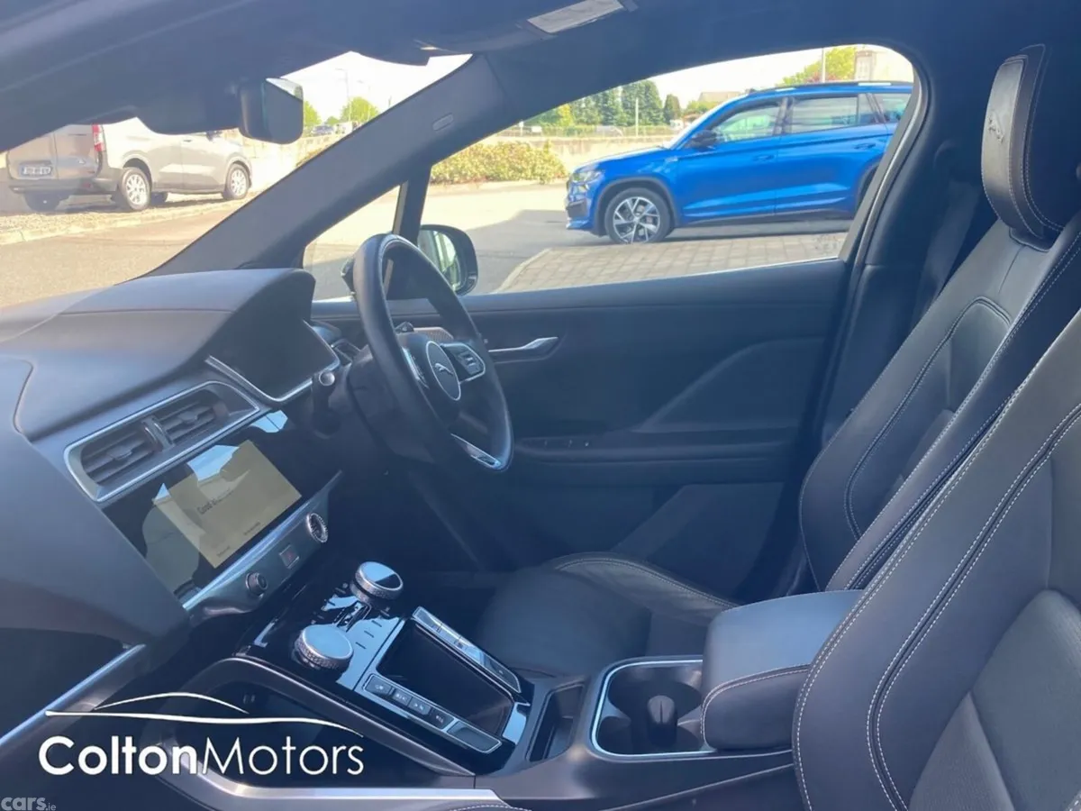 Jaguar I-Pace Hatchback, Electric, 2023, Black