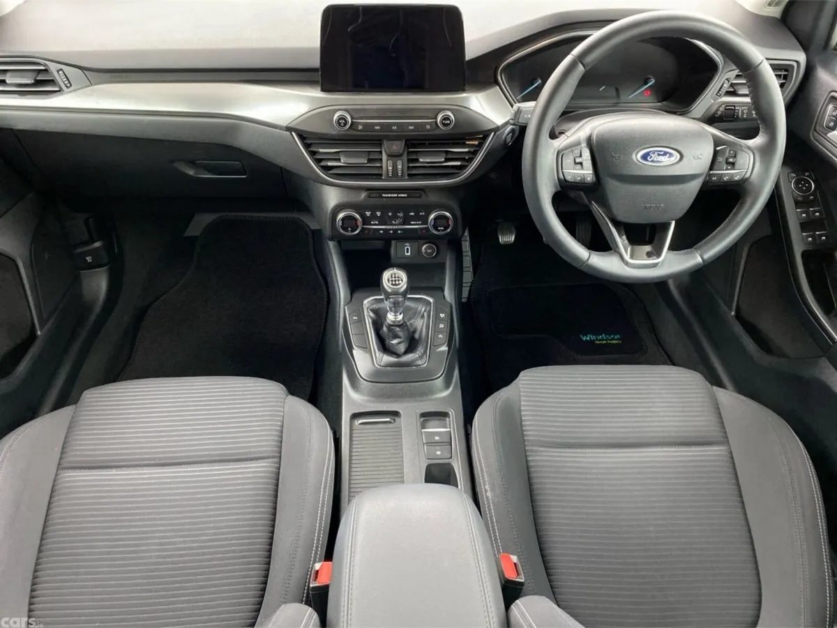 Ford Focus Hatchback, Petrol, 2019, Grey