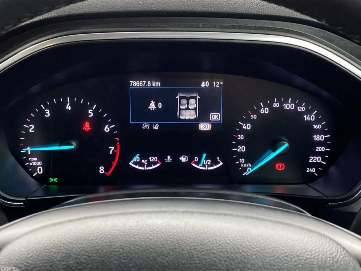 Ford Focus Hatchback, Petrol, 2019, Grey