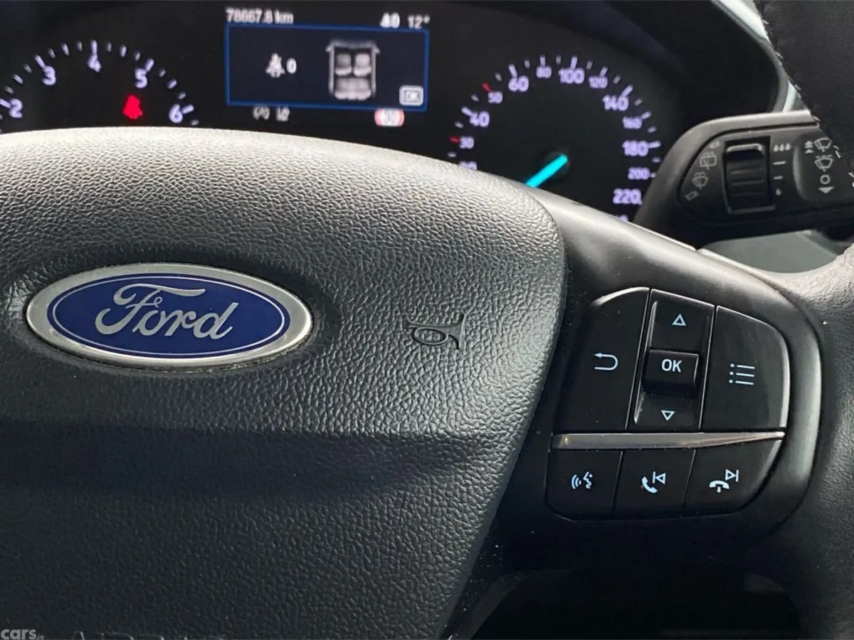 Ford Focus Hatchback, Petrol, 2019, Grey