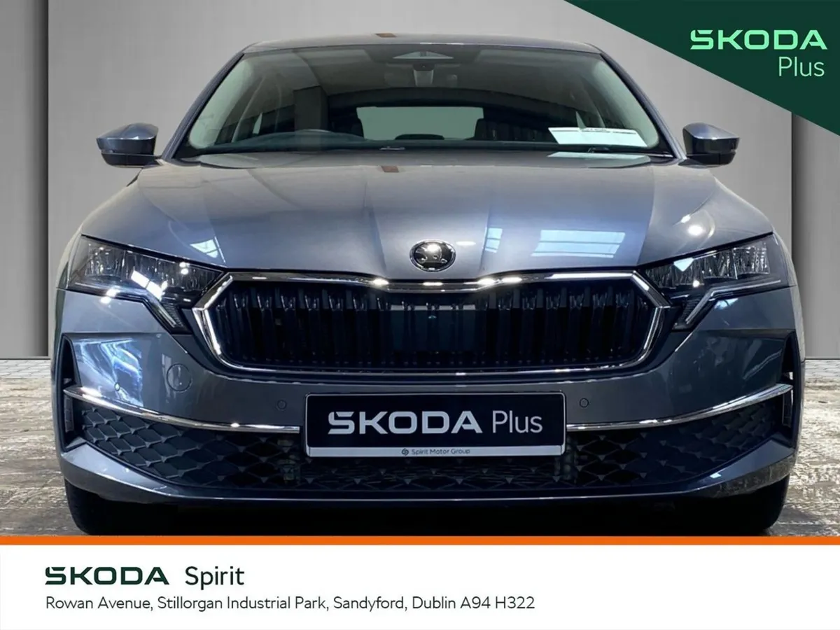 Skoda Octavia Saloon, Diesel, 2026, Grey