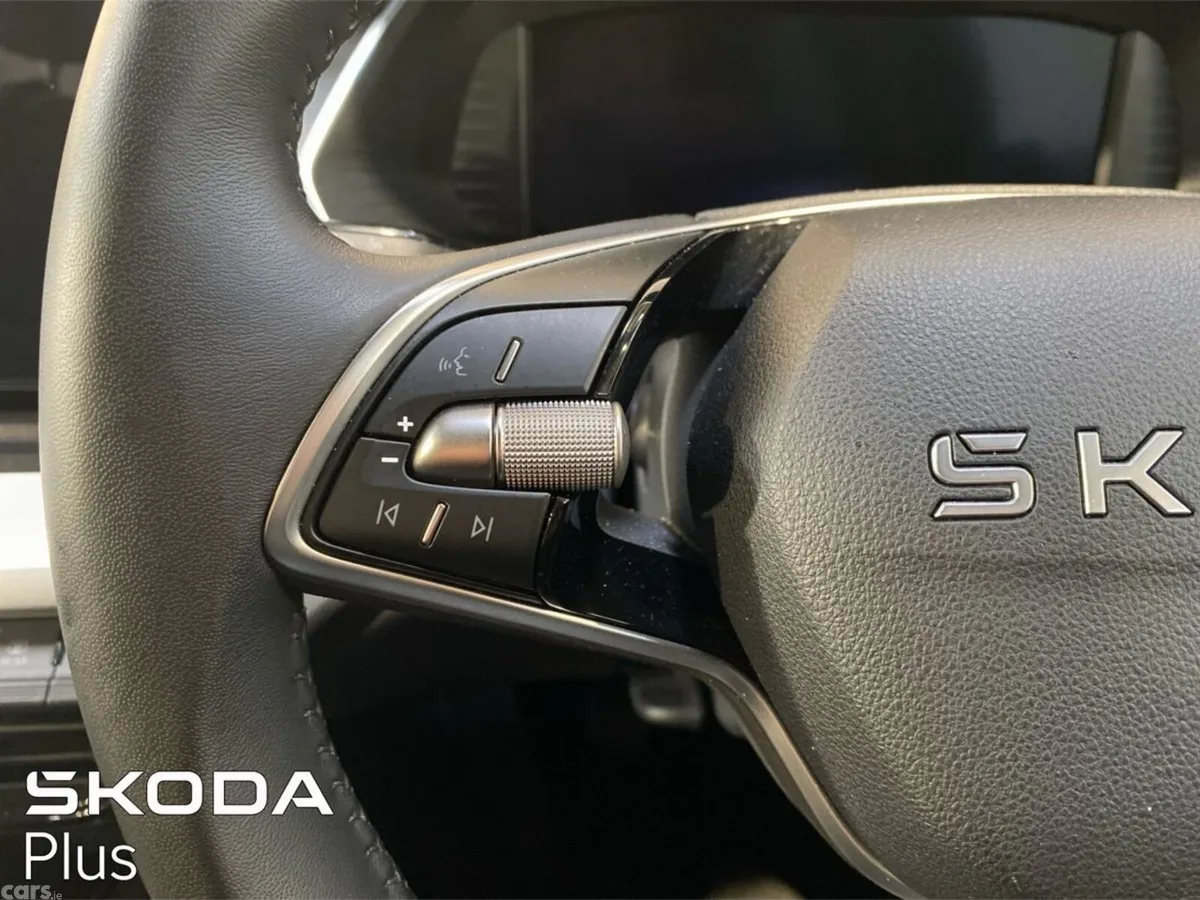 Skoda Octavia Saloon, Diesel, 2026, Grey
