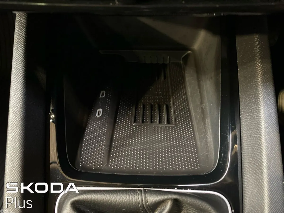 Skoda Octavia Saloon, Diesel, 2026, Grey