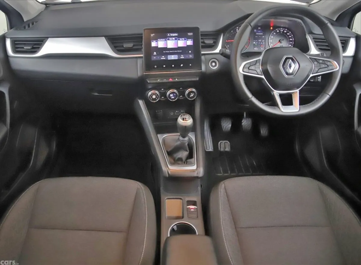 Renault Captur SUV, Petrol, 2024, Grey